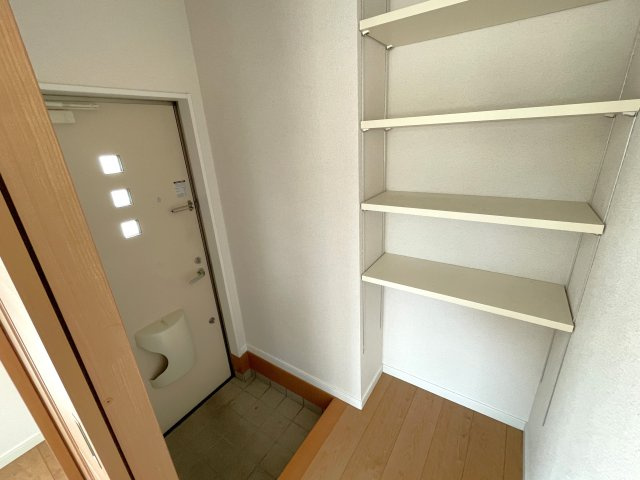パークハイツE棟の玄関