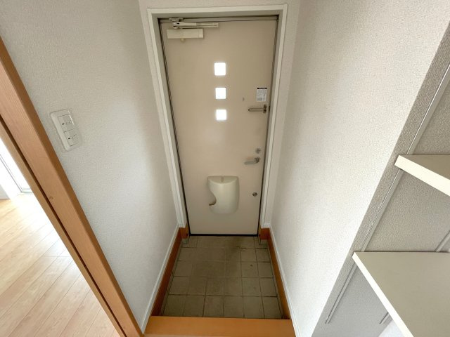 パークハイツE棟の玄関