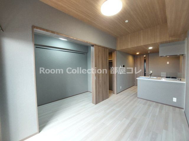 S-RESIDENCE烏森aureatの居間・リビング