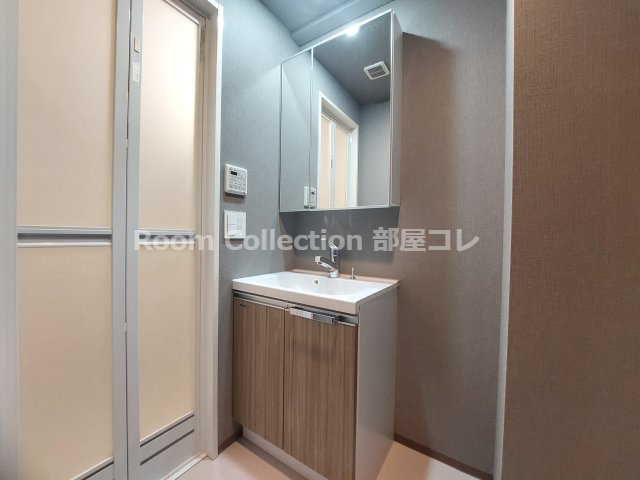 S-RESIDENCE烏森aureatの洗面所|※同物件他部屋写真
反転、色違いの場合有
現況優先