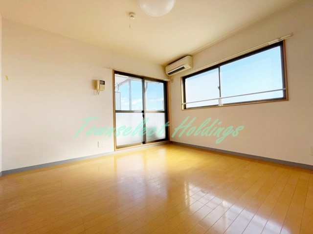 藤沢市本町３丁目の賃貸マンションの居間・リビング