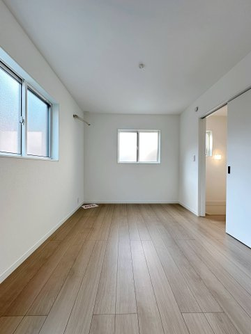 西区庚午中1丁目 No.9の洋室|3階6帖の洋室☆