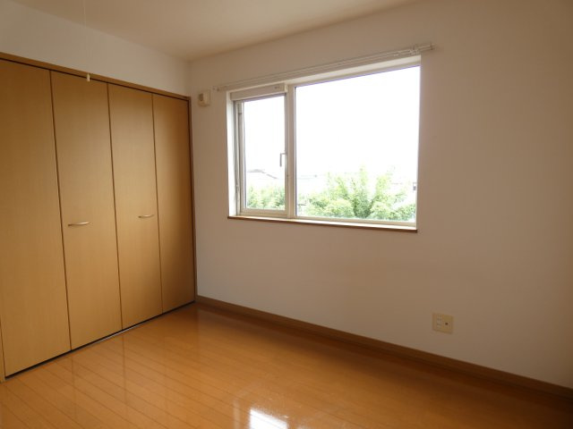 MY HOUSE GOOD RIVERⅢの洋室