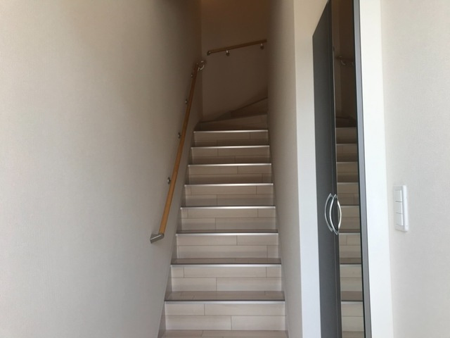 熊本市南区砂原町のアパートの玄関