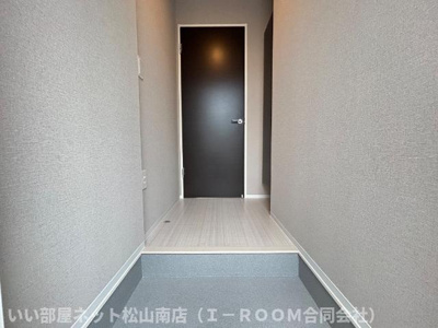 【玄関】 | アジュール
