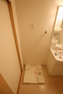 【設備】 | ガーデンダイキ | 室内洗濯機置き場