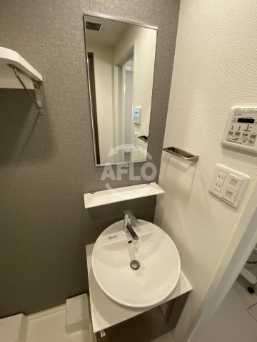 エスリード本町レジデンスの独立洗面台|エスリード本町レジデンス　独立洗面化粧台