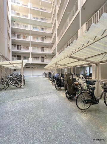 シャトー西梅田マンション　仲介手数料無料の駐車場