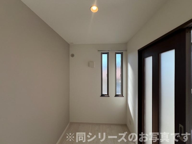 【寝室】 | GRキャスバルクォーレ二日市　★プライスホームなら仲介手数料が割引価格です！★