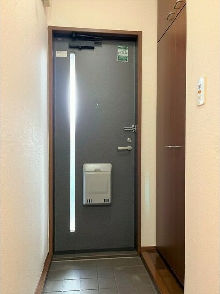レトア亀山B　　刈谷市近郊の賃貸はクラスホームの玄関|同物件の別部屋になります。