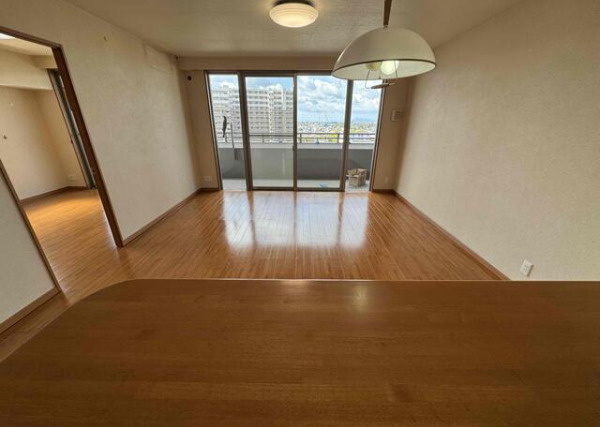 コアマンションネクステージ北の丸　８０５号　4LDKの内装