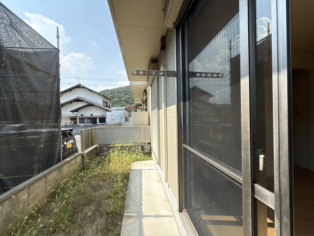 エミマリー川西台のバルコニー