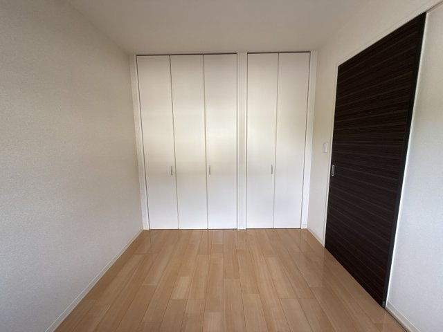 エミマリー川西台の子供部屋