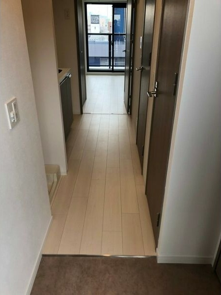 メイクス今池PRIMEの玄関