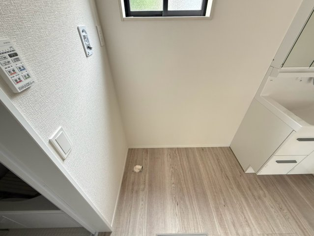 よかタウン／東区榎町1期／1号棟のランドリースペース
