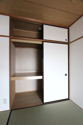 ドミール栄の収納