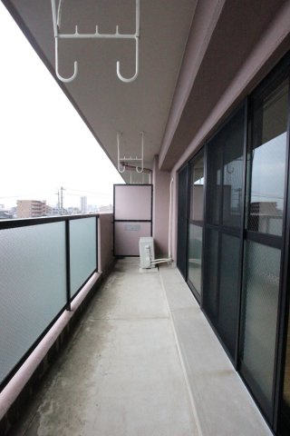 ドミール栄のバルコニー