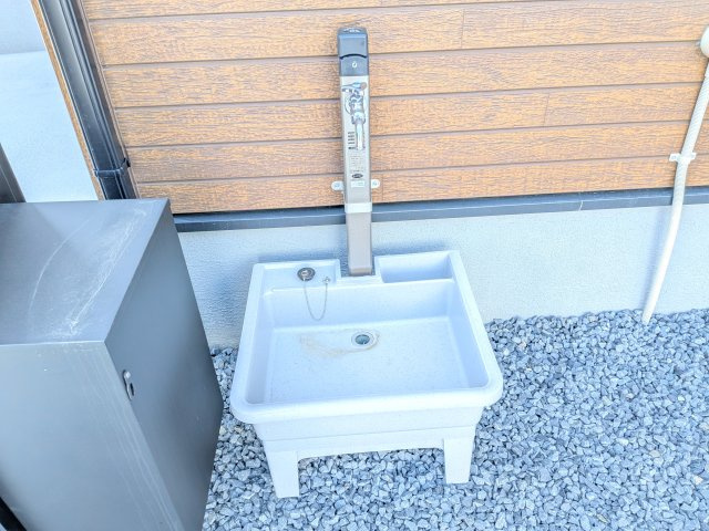 水戸見川　12期　新築戸建て　1号棟のその他|立水栓付きです！ 
お車の洗車やガーデニング、家庭菜園などの際に重宝します♪