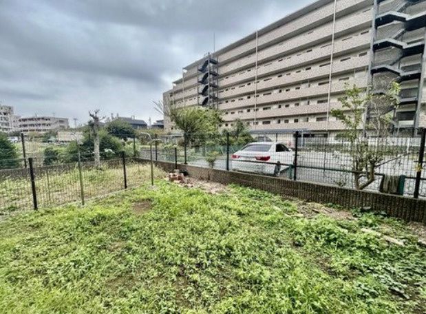 ドラゴンマンション立川壱番館の庭|お庭です