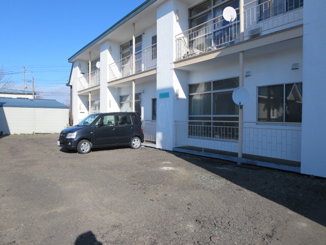 花園グリーンハイツの駐車場