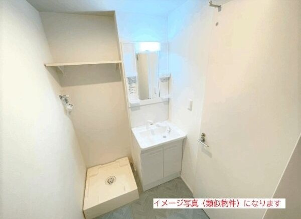 ａｐａｒｔｍｅｎｔ宝生町の洗面所