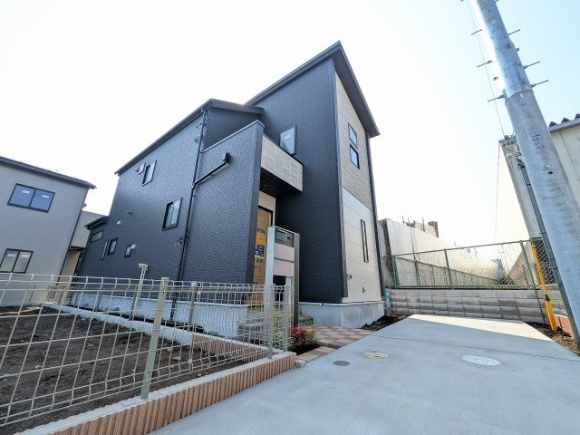 八王子市　石川町　新築一戸建て