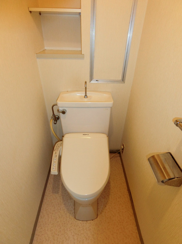 IT合川【10.000円キャッシュバック対象】のトイレ|清潔感のあるトイレです