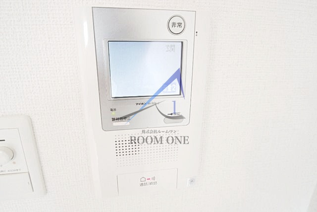 ブライズ登戸のセキュリティ|モニター付きインターホンです。