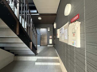 D-residence南塚口のエントランス