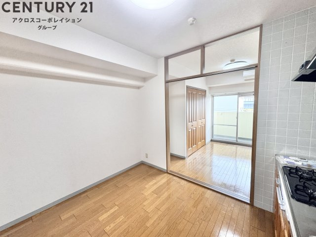 こちらの居間で趣味の時間をお楽しみください