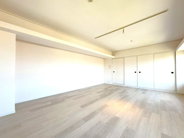 淀駅徒歩９分の駅近マンション◆最上階＆三方角住戸◆全居室７帖以上の広々３ＬＤＫ◆セントラルハイツ淀の洋室|洋室（１２帖）