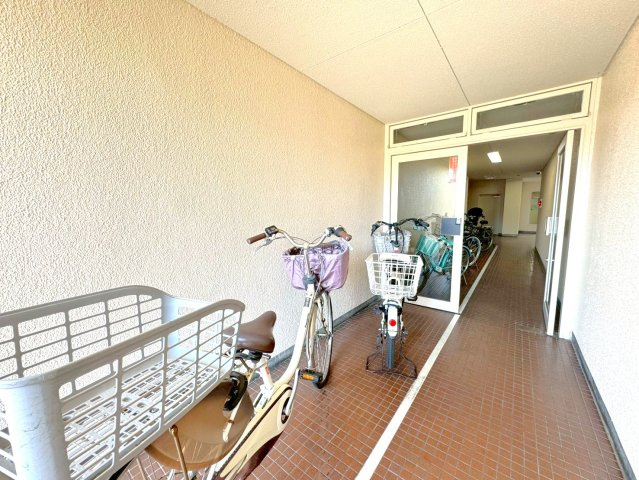 淀駅徒歩９分の駅近マンション◆最上階＆三方角住戸◆全居室７帖以上の広々３ＬＤＫ◆セントラルハイツ淀の駐輪場|駐輪場