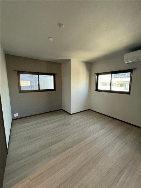 Ｓクラージュ西新の寝室