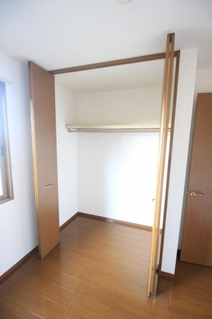 クレセントコート【キャッシュバック対象】の収納|収納豊富です