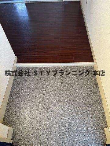 仲介手数料0円！アヴニールの玄関