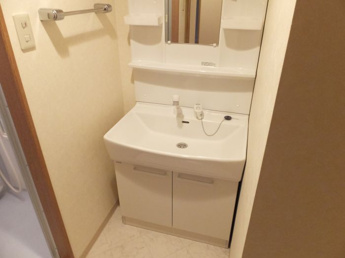 【独立洗面台】 | ※同マンション別室の参考写真です