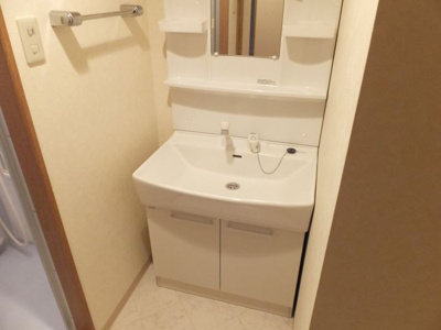 【独立洗面台】 | オアシス曰佐 | ※同マンション別室の参考写真です