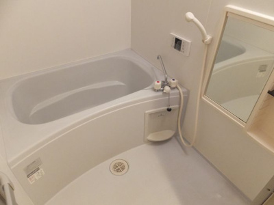 【浴室】 | オアシス曰佐 | ※同マンション別室の参考写真です