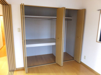 【収納】 | ※同マンション別室の参考写真です