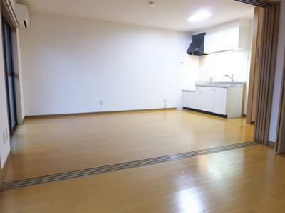 【寝室】 | オアシス曰佐 | ※同マンション別室の参考写真です