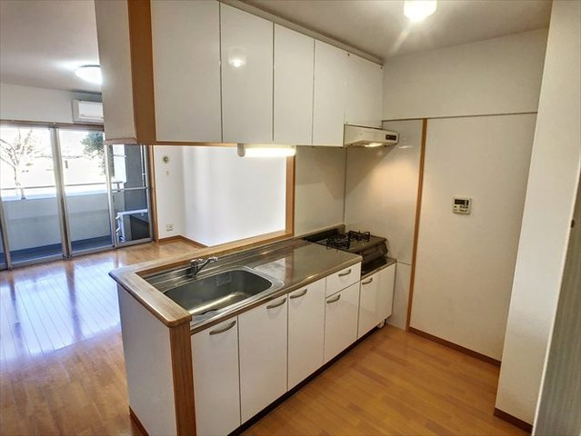 エスティメゾン博多東のキッチン
