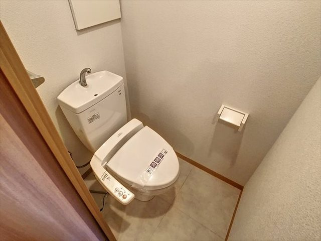 エスティメゾン博多東のトイレ