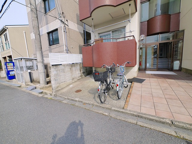 カルム学園前のその他共用部分|駐輪場です