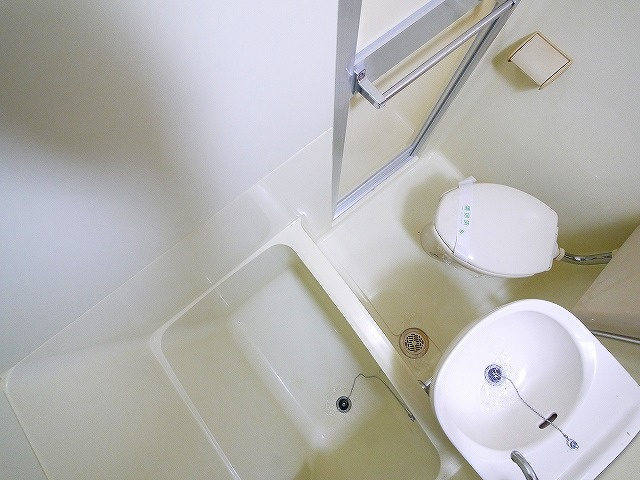 カルム学園前の浴室|落ち着いた空間のお風呂です