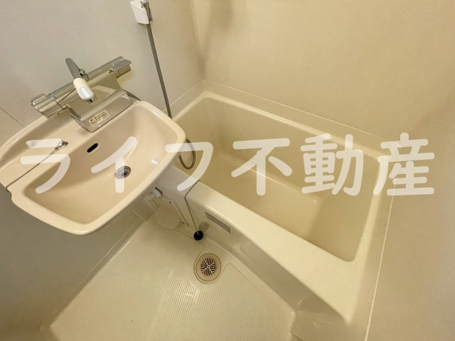 サンライフ近江堂の浴室|お風呂です