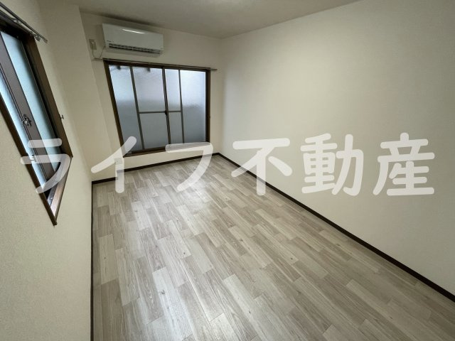 サンライフ近江堂の洋室|個人の部屋や寝室として使える洋室です