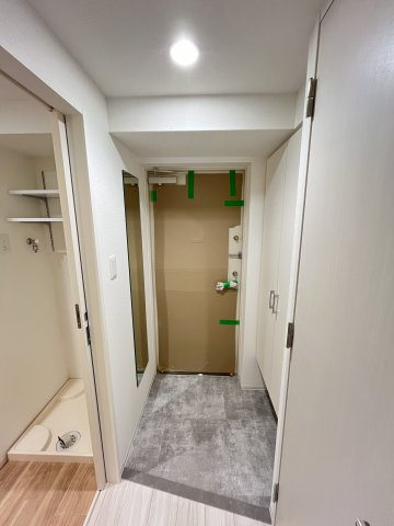 【玄関】セレニテ江坂ミラク