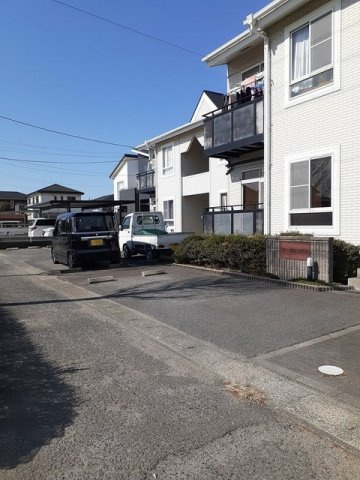 サニーメゾン　コスモス　　刈谷市近郊の賃貸はクラスホーム刈谷店の駐車場|駐車場です