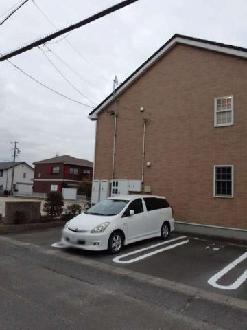 パッシオネＳ－Ⅲ　　刈谷市近郊の賃貸はクラスホーム刈谷店の駐車場|駐車場があるので、車を買う予定の方も安心です