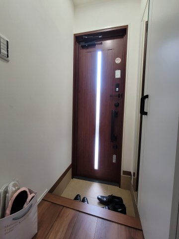 目黒4丁目戸建の玄関